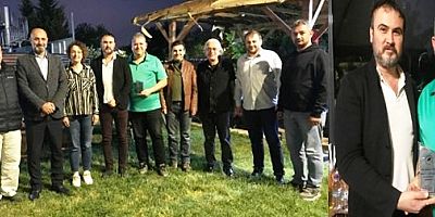 Atlı Sporda Savaş Demirtaş'tan Dr.Mehmet Zeki Eren'e teşekkür plaketi